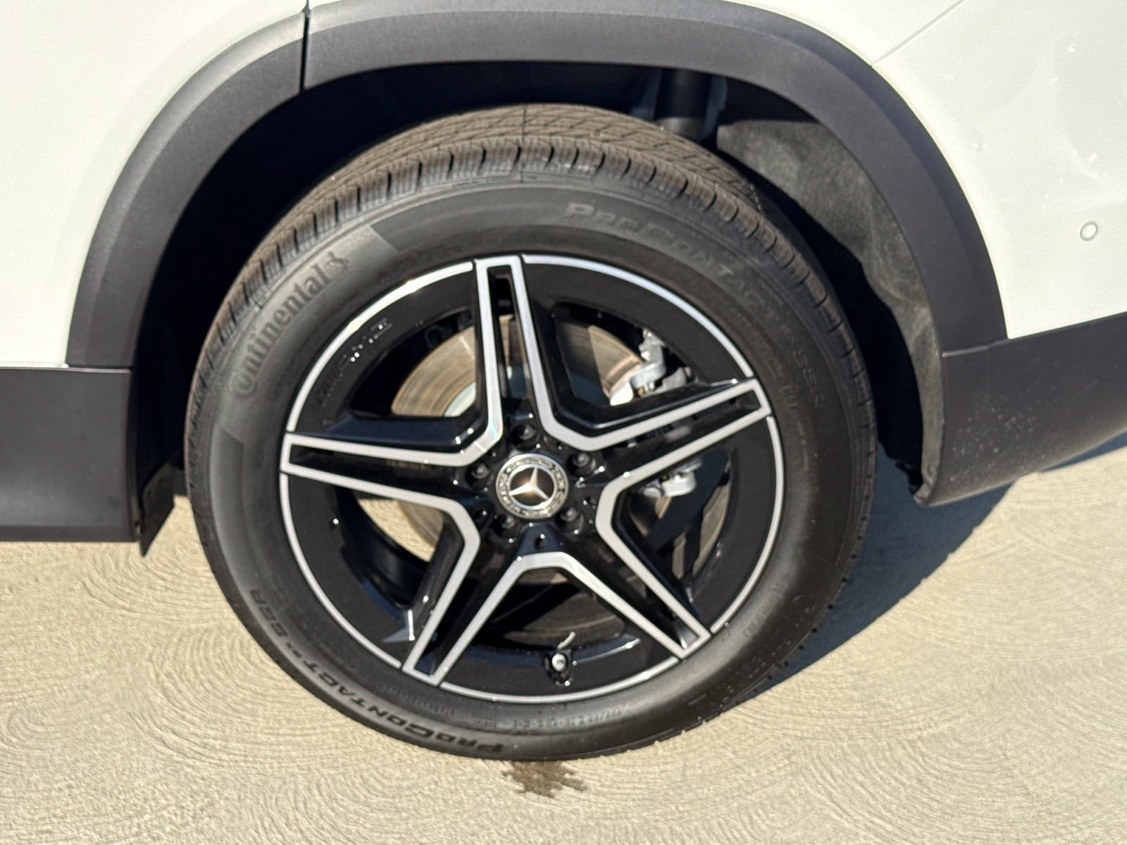 New 2026 Mercedes-Benz GLB 250 4MATIC image 14