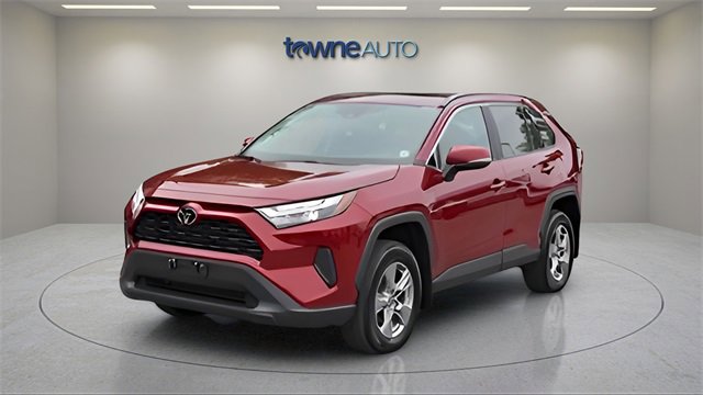 Used 2022 Toyota RAV4 XLE