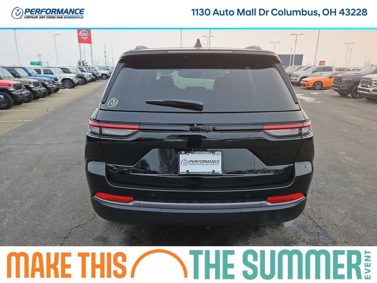 New 2026 Jeep Grand Cherokee Limited w/ Limited Altitude Package AWD/4WD image 6