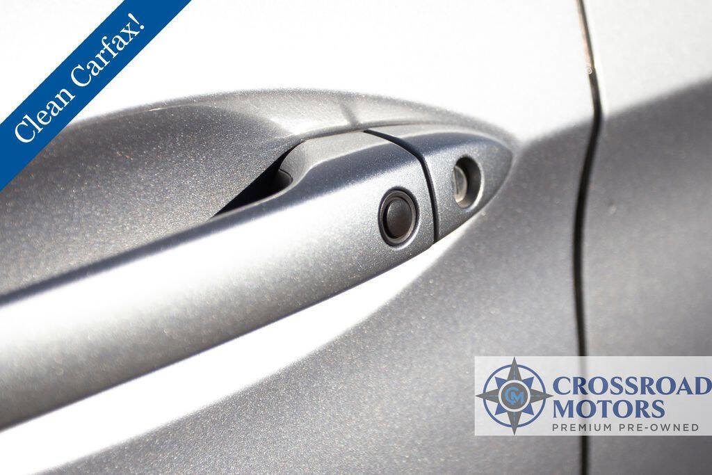 Used 2017 Honda Pilot EX-L image 9