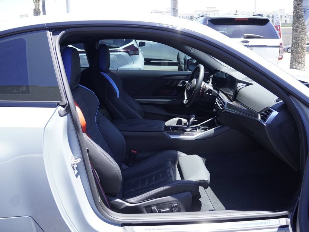 Used 2024 BMW M2 w/ Lighting Package RWD image 22