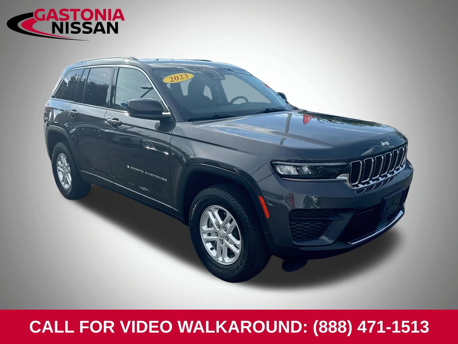 Used 2023 Jeep Grand Cherokee Laredo