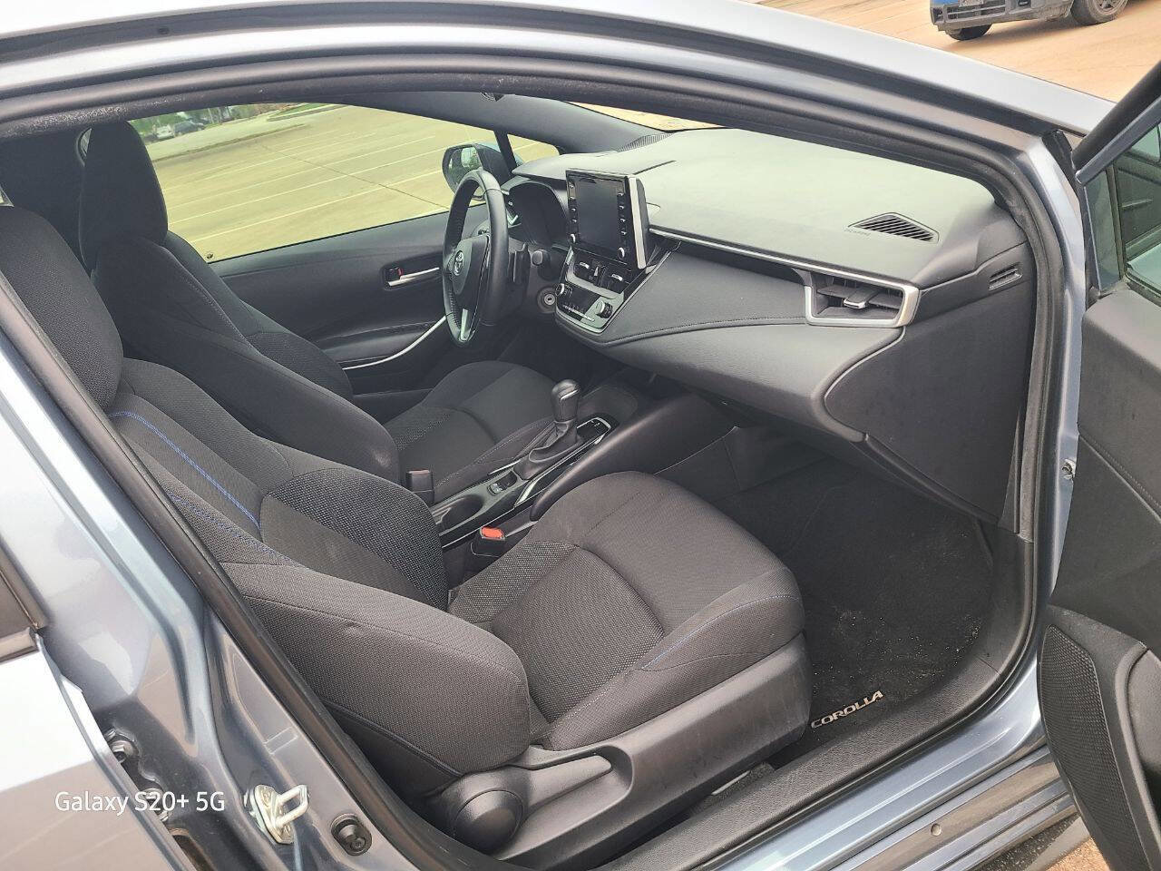 Used 2020 Toyota Corolla SE FWD image 15