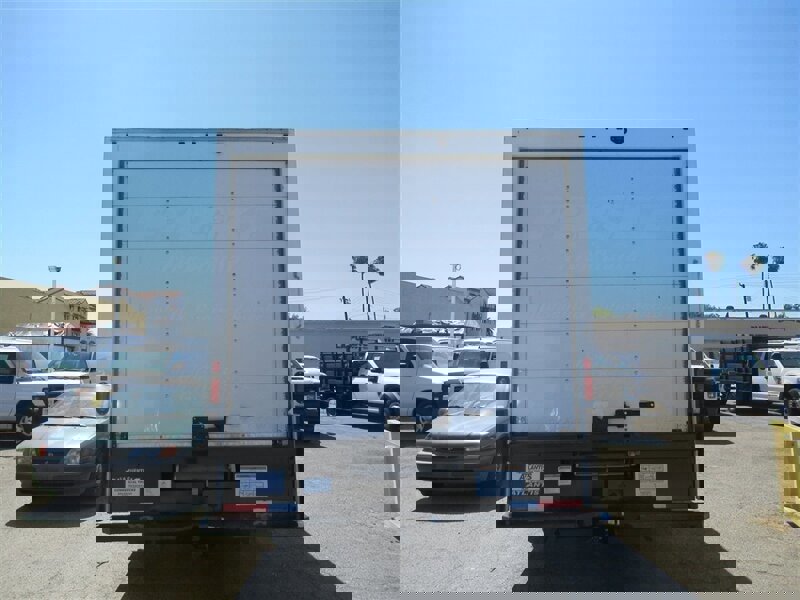 Used 2021 GMC Savana 3500 Extended w/ Power Convenience Package image 3