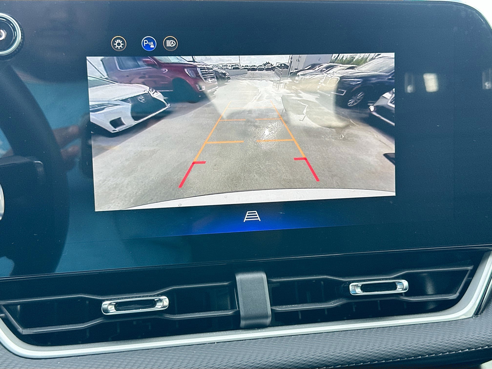 Used 2025 Chevrolet Equinox LT FWD image 14