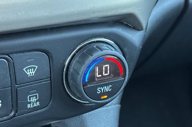 Used 2021 GMC Acadia Denali w/ Denali Technology Package FWD image 31