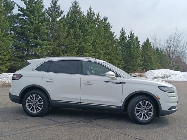 Used 2022 Lincoln Nautilus AWD w/ Premium Package image 22