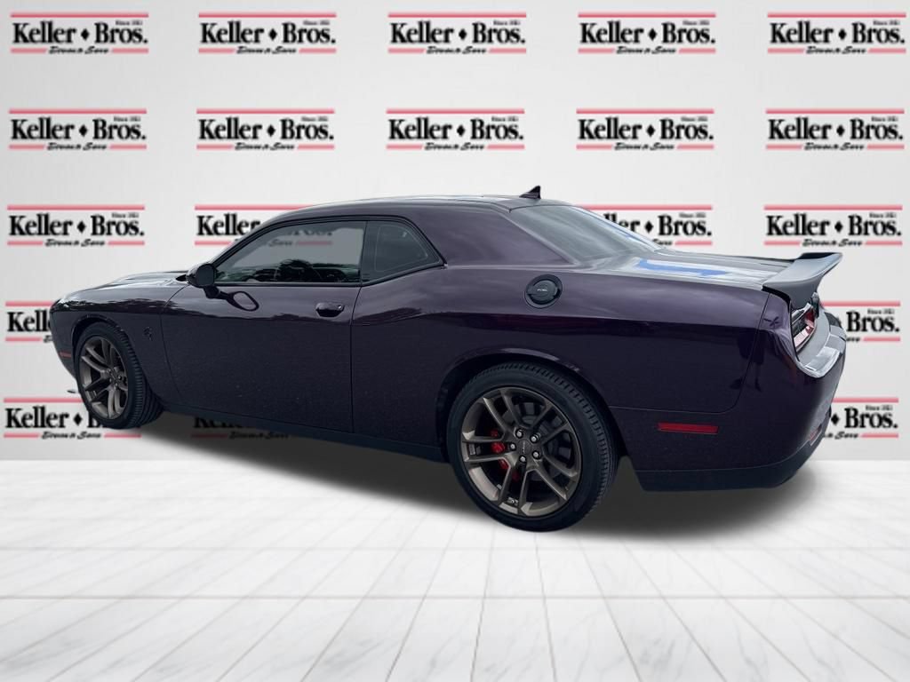 Used 2022 Dodge Challenger SRT Hellcat w/ SRT Black Package RWD image 5