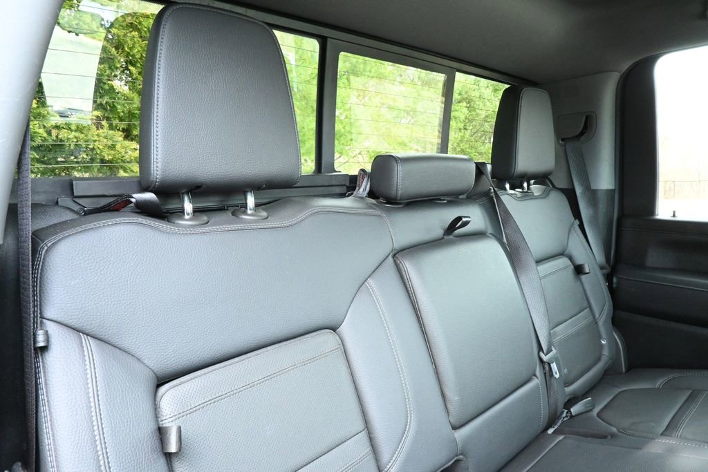 Used 2023 GMC Sierra 2500 Denali w/ Denali Black Diamond Edition image 36