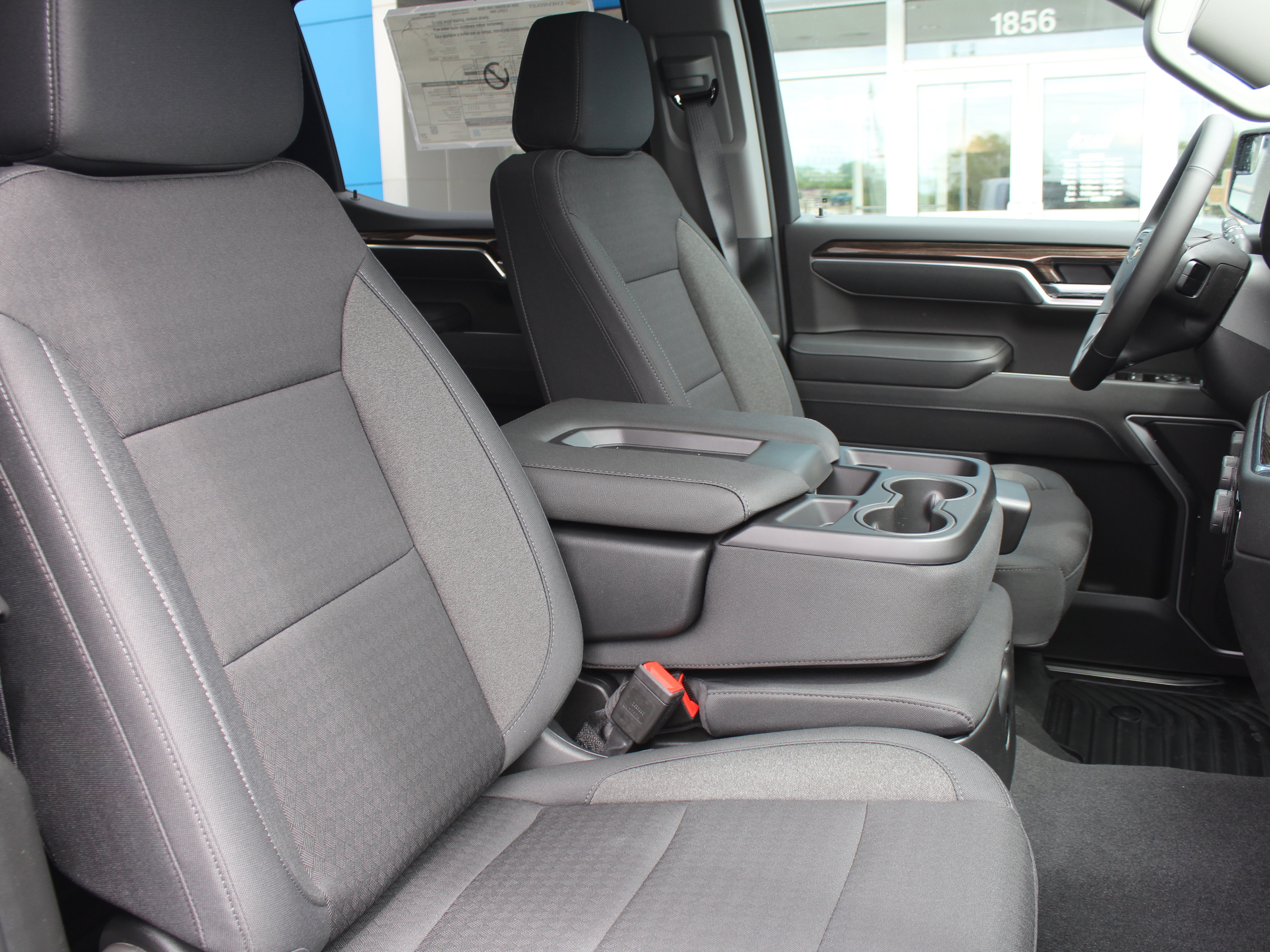 New 2026 Chevrolet Silverado 1500 LT AWD/4WD image 15