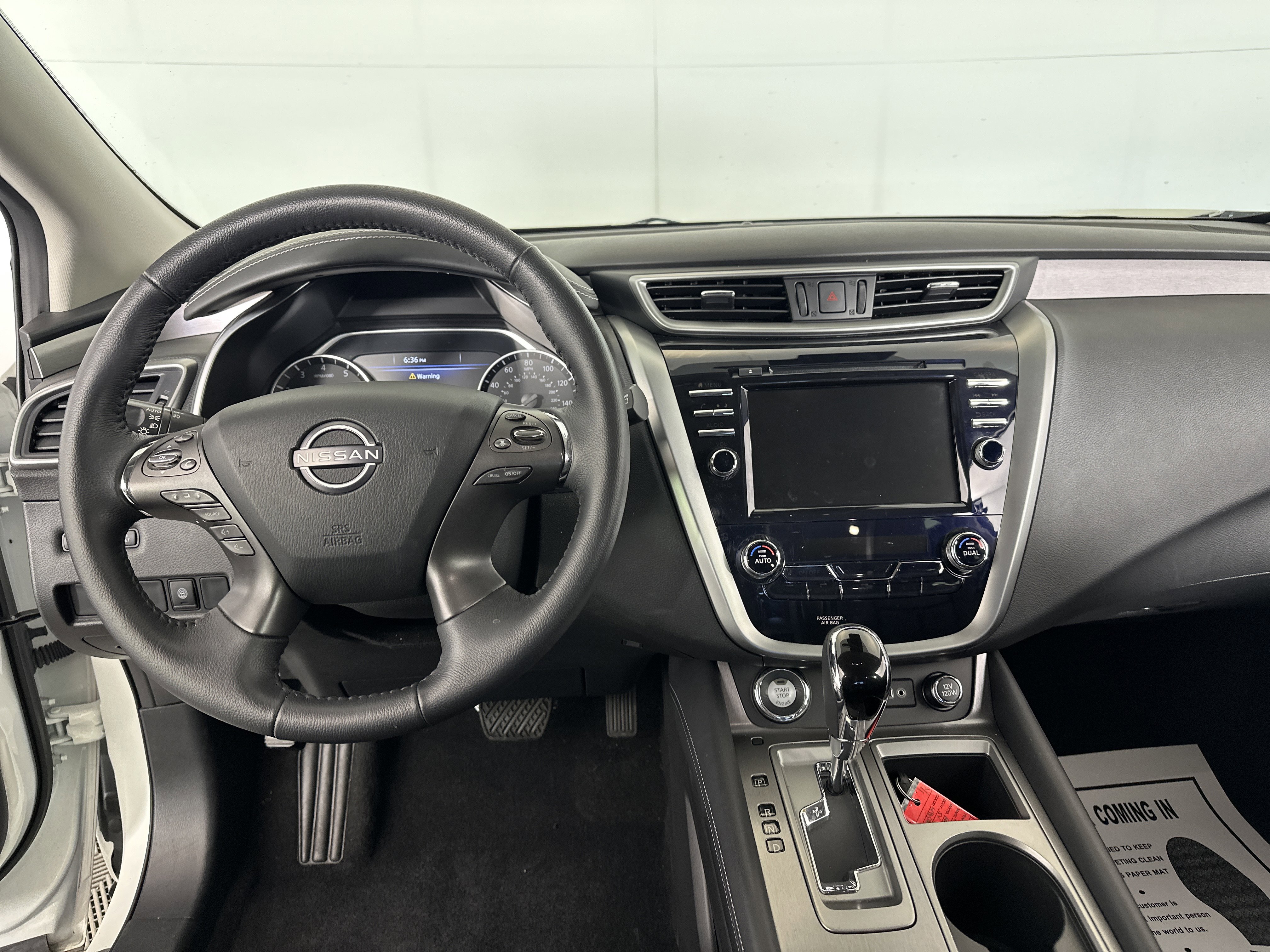 Used 2024 Nissan Murano SV w/ SV Midnight Edition Package image 3