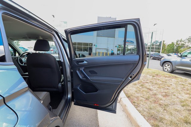 Used 2021 Volkswagen Tiguan S image 49