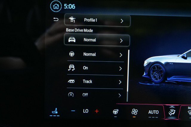 Used 2024 Ford Mustang GT Premium RWD image 20