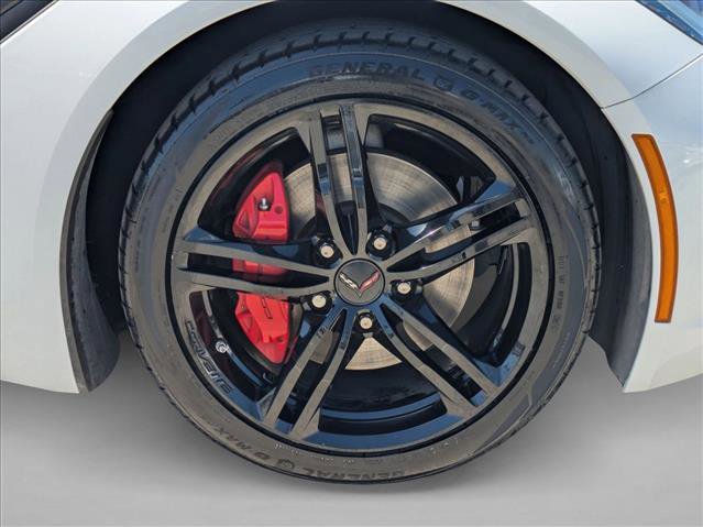 Used 2016 Chevrolet Corvette Stingray Coupe w/ Carbon Flash Badge Package RWD image 22