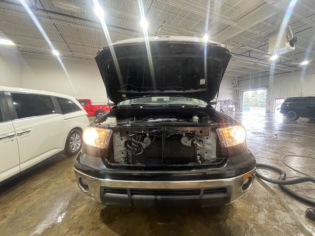 Used 2013 Toyota Tundra Platinum image 36