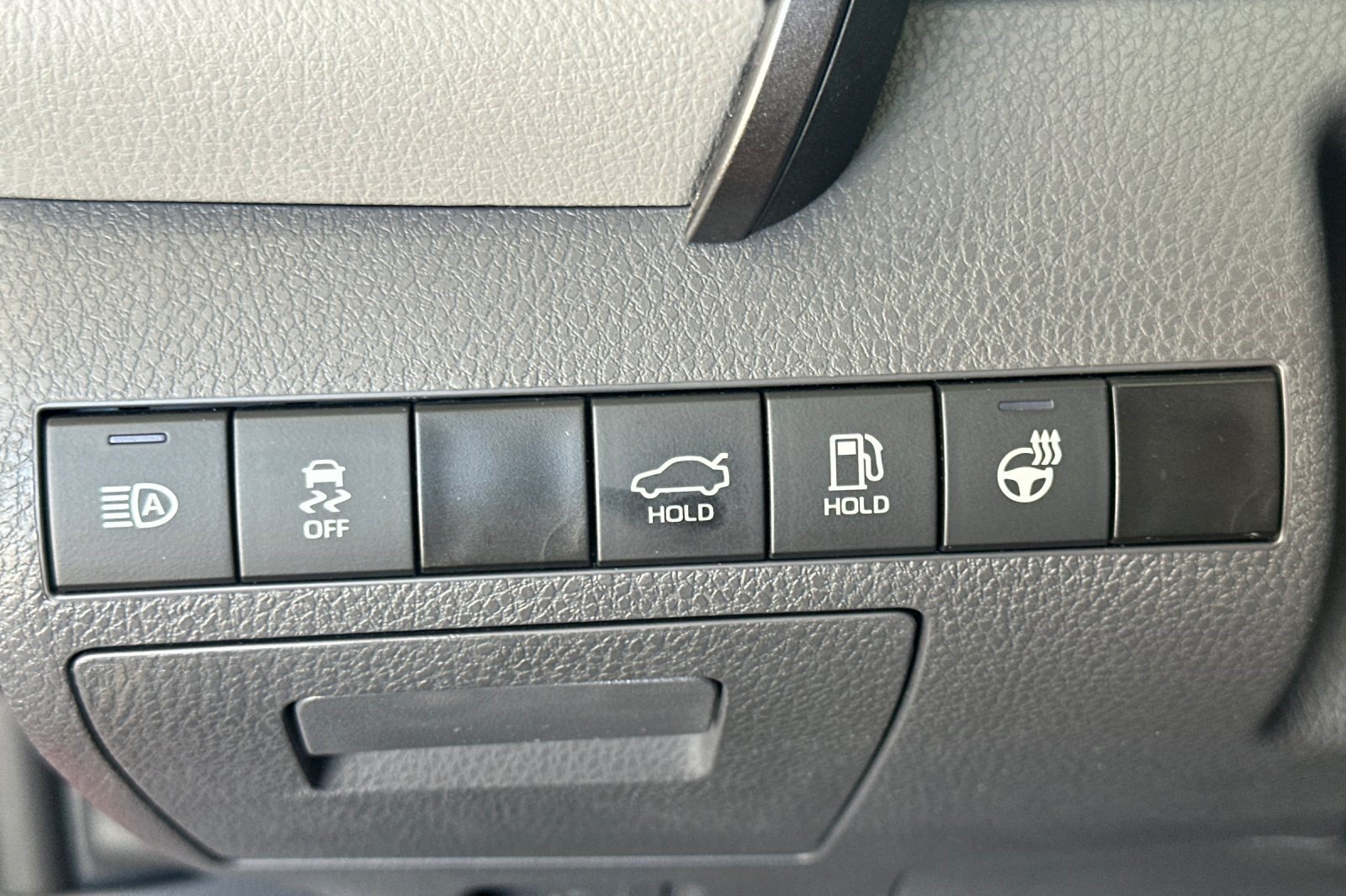 Used 2024 Toyota Camry XLE AWD/4WD image 35