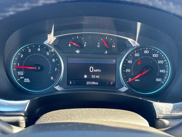 Used 2023 Chevrolet Traverse LT FWD image 24
