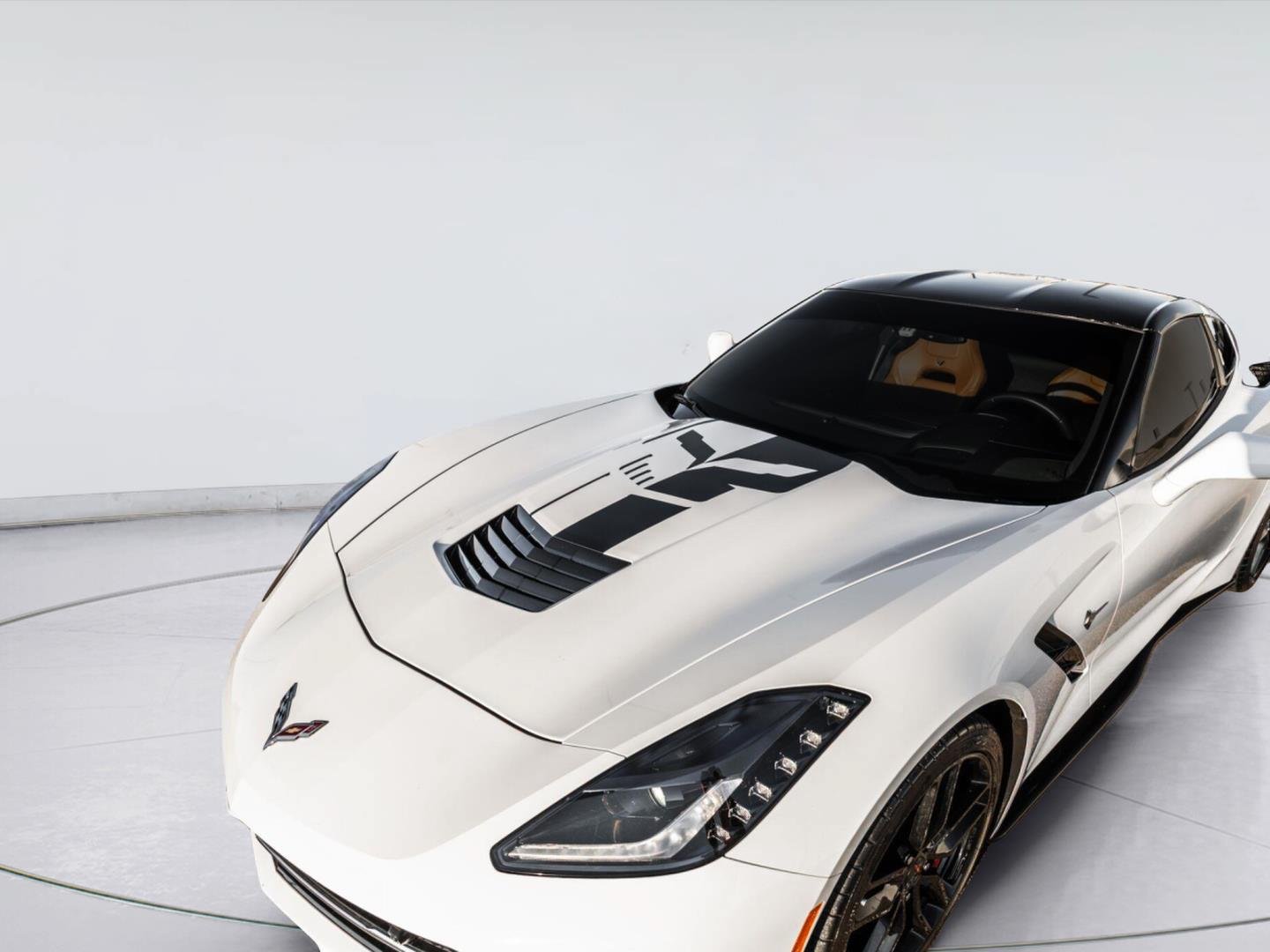 Certified 2016 Chevrolet Corvette Stingray Coupe w/ 2LT Preferred Equipment Group RWD image 4
