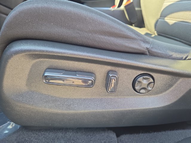 Used 2020 Honda CR-V EX image 11