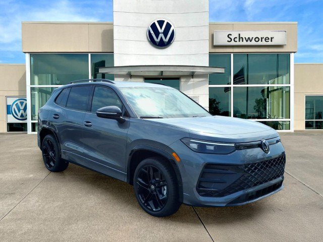 New 2026 Volkswagen Tiguan SE R-Line AWD/4WD image 4