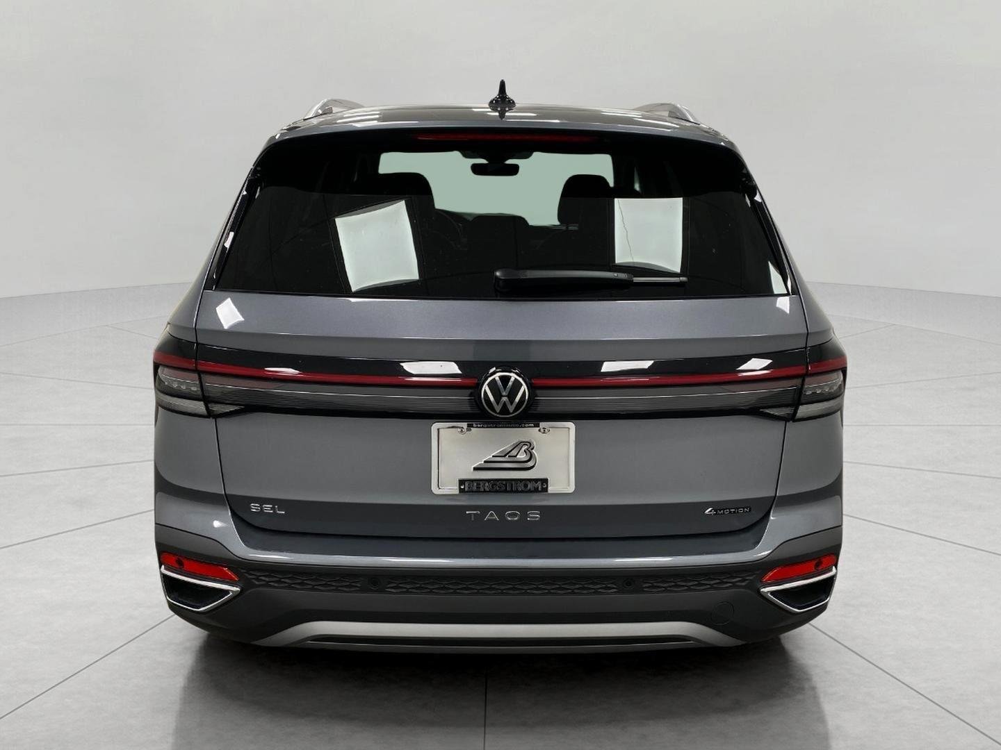 New 2026 Volkswagen Taos SEL AWD/4WD image 35