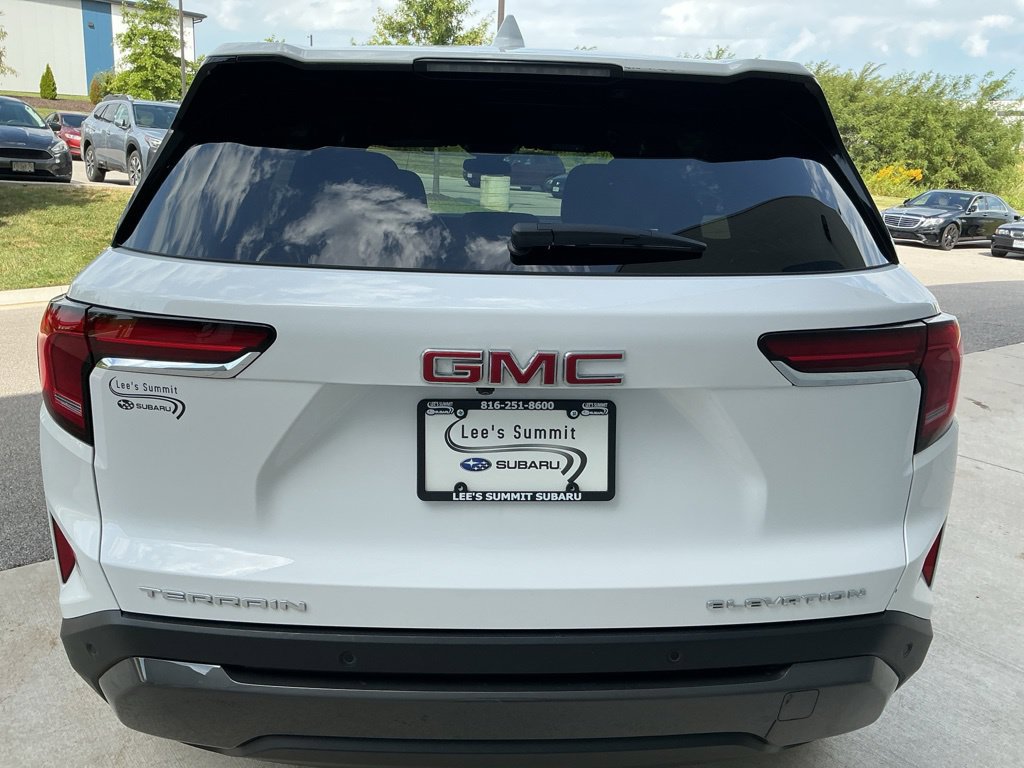 Used 2026 GMC Terrain Elevation FWD image 11