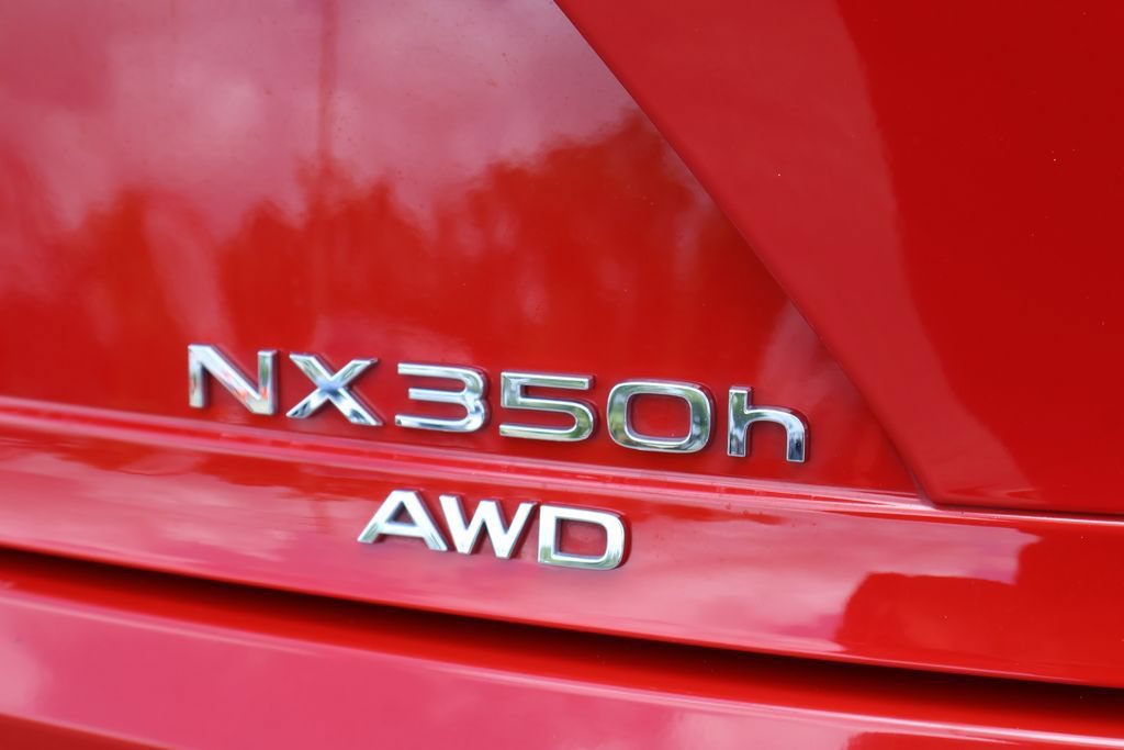 Used 2025 Lexus NX 350h AWD w/ Accessory Package (2T) image 27
