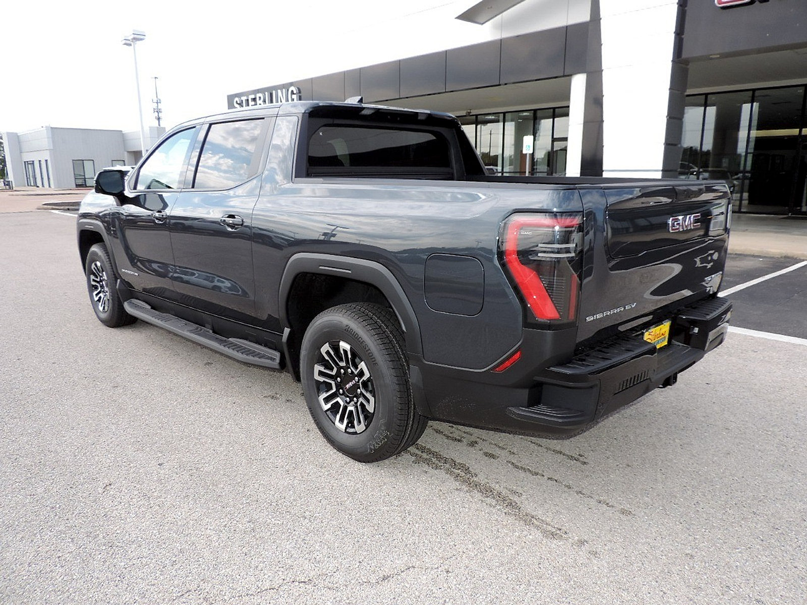 New 2026 GMC Sierra EV Elevation w/ Premium Package AWD/4WD image 7