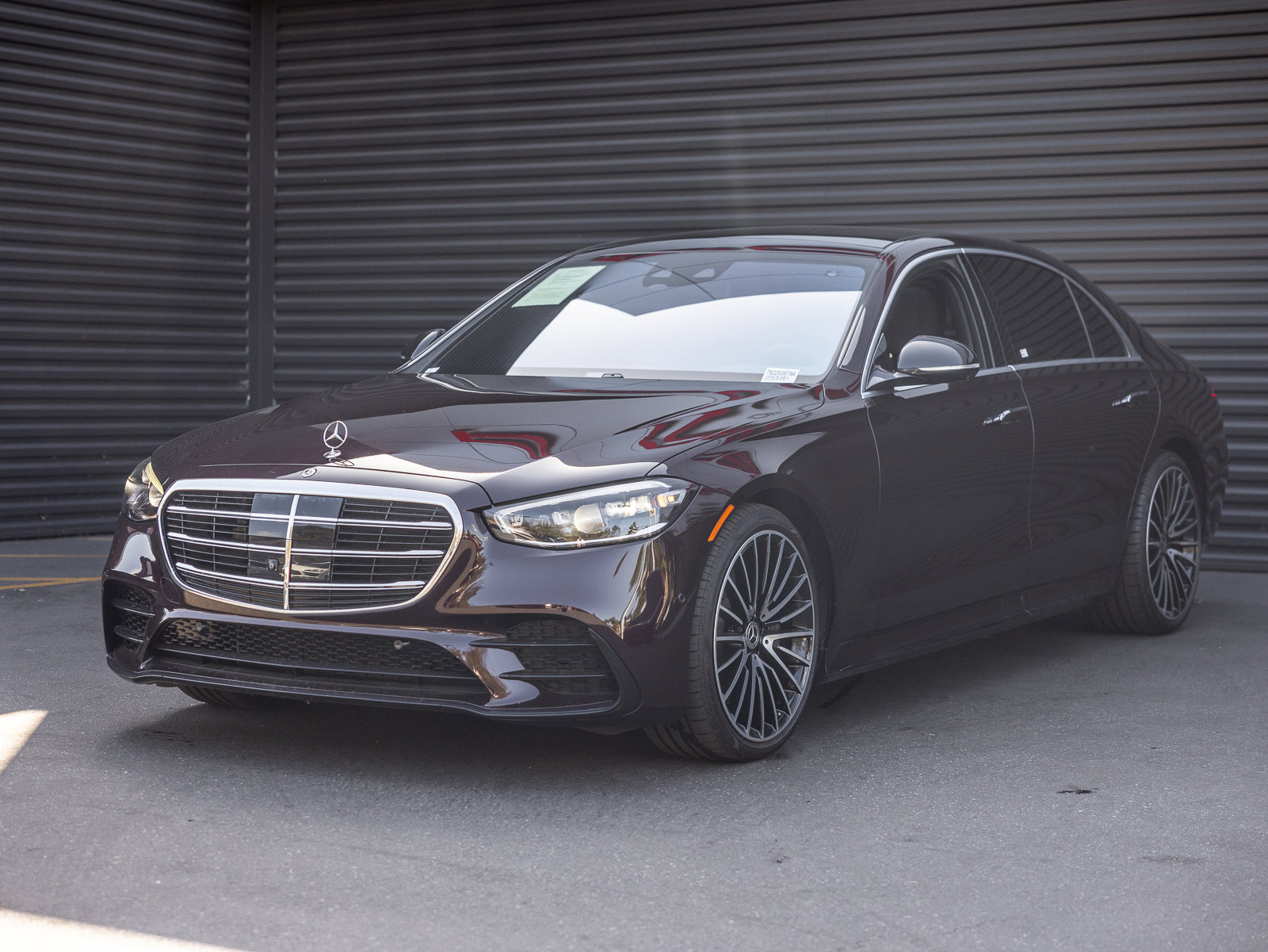Used 2021 Mercedes-Benz S 580 4MATIC Sedan image 1