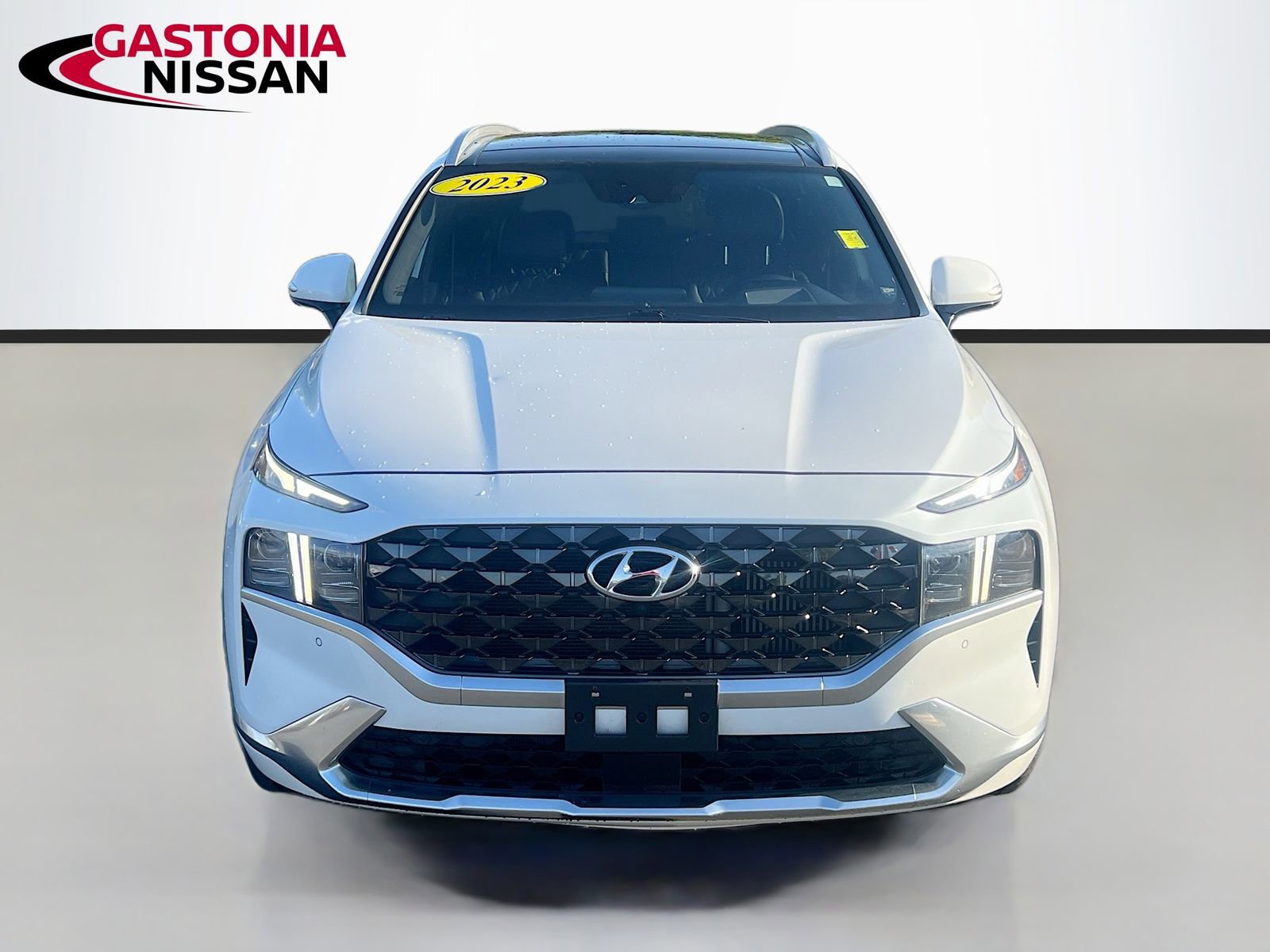 Used 2023 Hyundai Santa Fe Calligraphy image 2