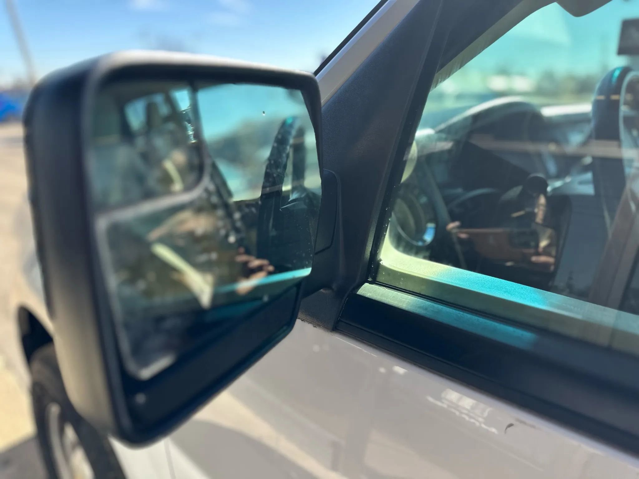 Used 2015 Ford Expedition XL image 12