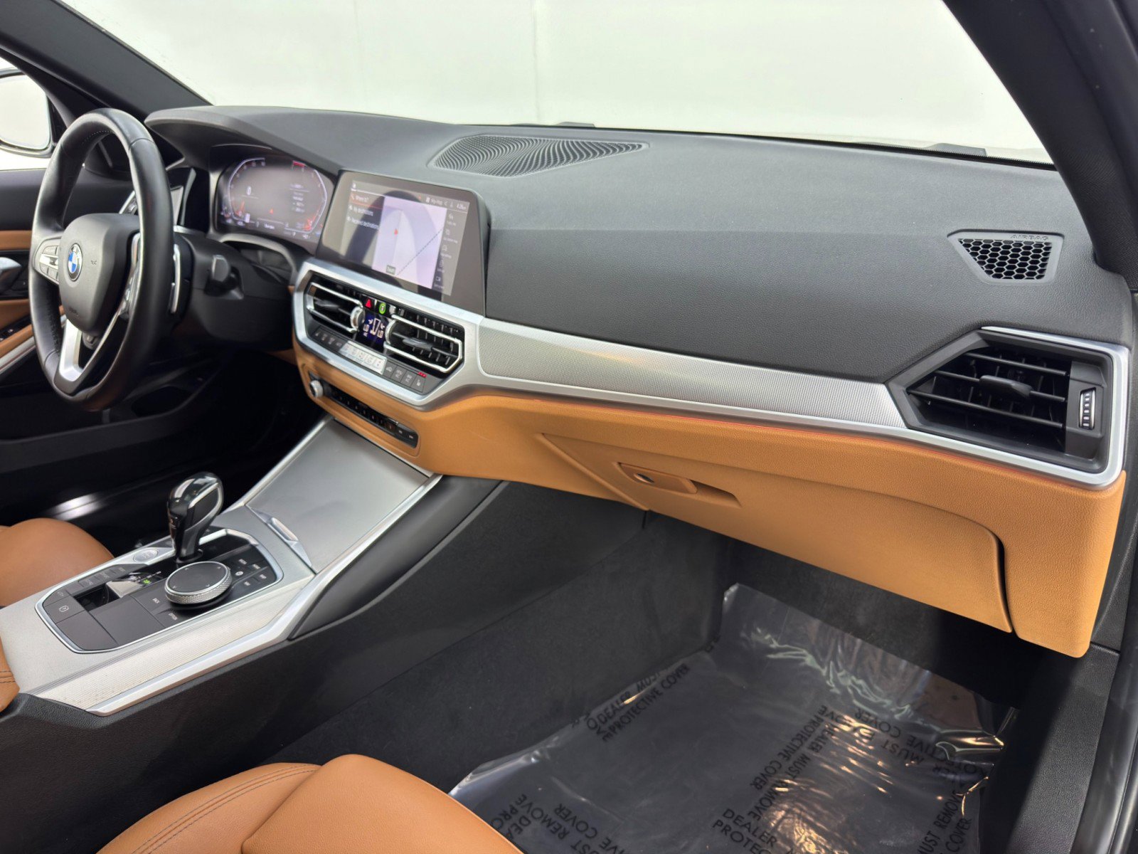 Used 2020 BMW 330i xDrive Sedan w/ Premium Package image 13