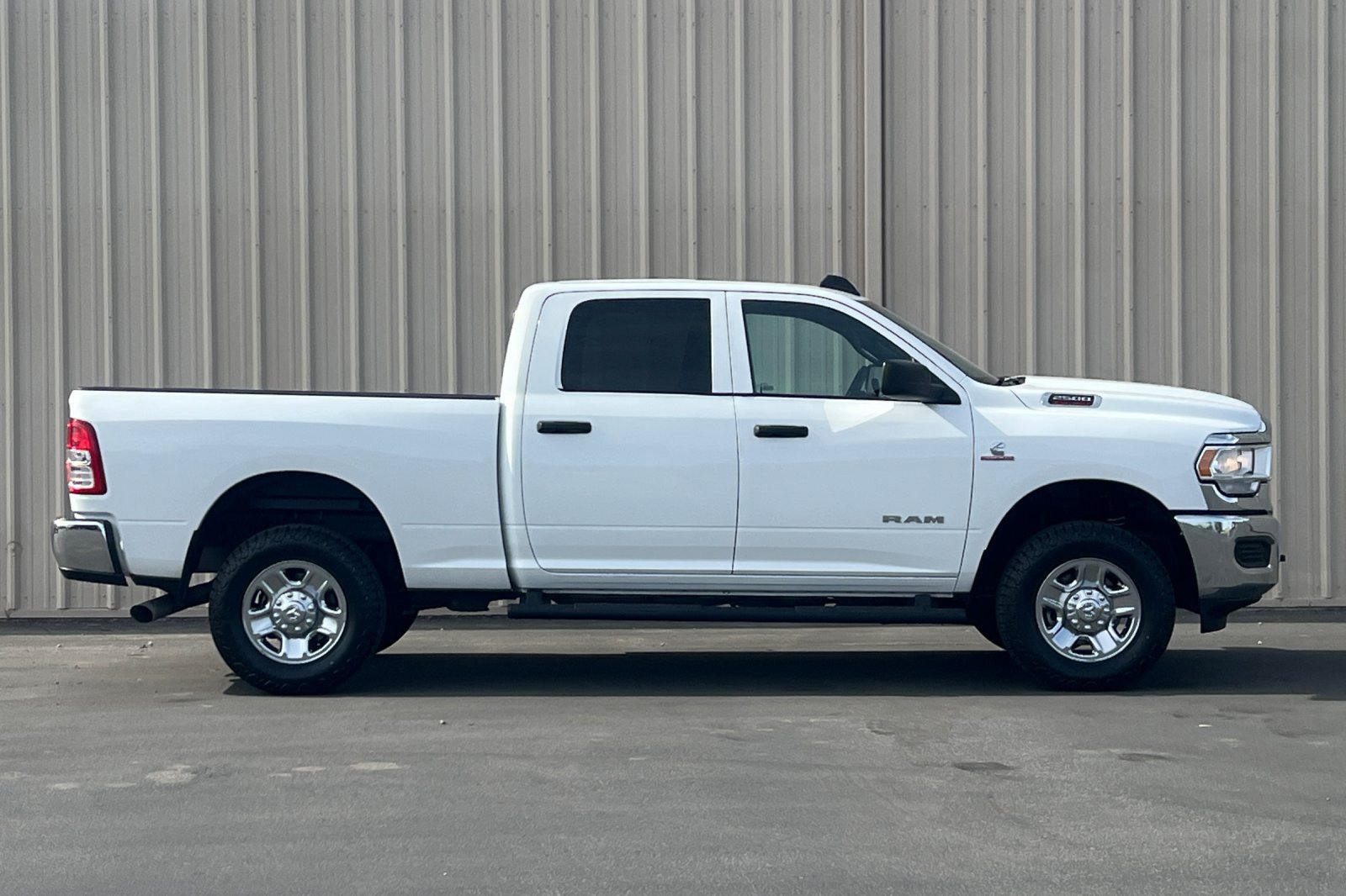 Used 2022 RAM 2500 Tradesman AWD/4WD image 11