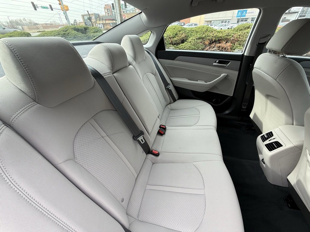 Used 2018 Hyundai Sonata SEL image 35