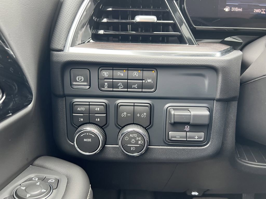 Certified 2026 Chevrolet Tahoe Premier AWD/4WD image 21