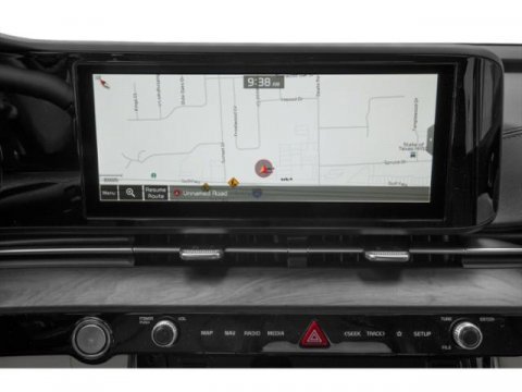 Used 2024 Kia Carnival EX image 19