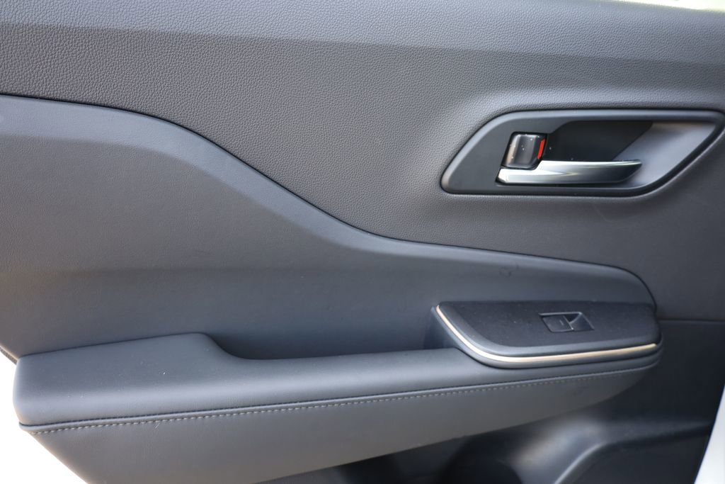 Used 2023 Toyota Crown XLE image 33