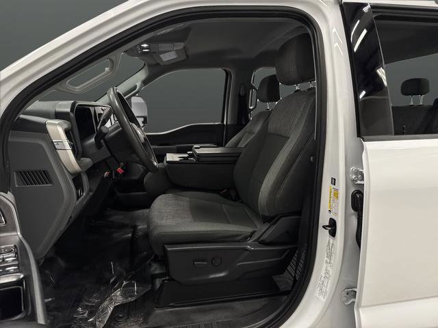 Used 2024 Ford F350 XLT image 4