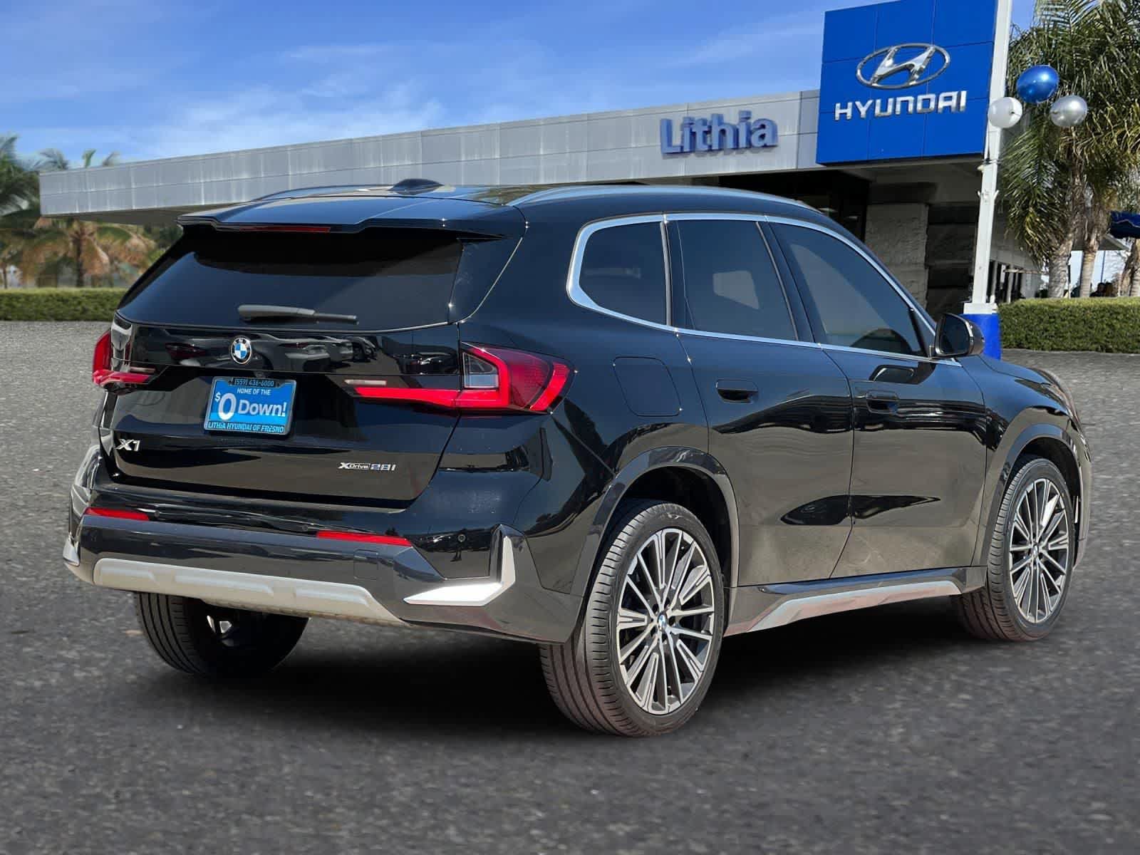 Used 2025 BMW X1 xDrive28i w/ Technology Package AWD/4WD video 3