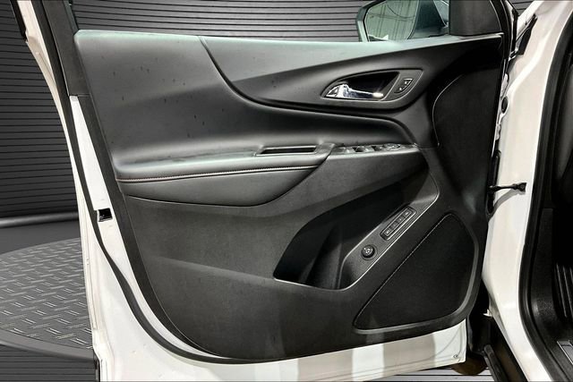 Used 2020 Chevrolet Equinox Premier FWD image 18