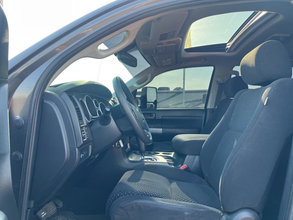Used 2012 Toyota Tundra 4x4 CrewMax image 13