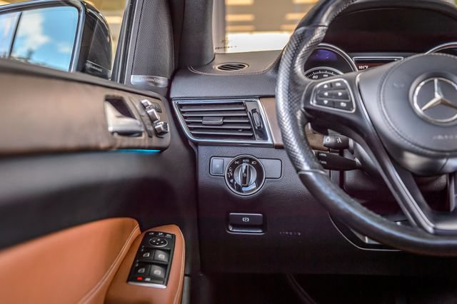Used 2018 Mercedes-Benz GLS 550 4MATIC w/ Offroad Package image 29