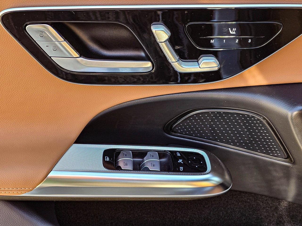 New 2026 Mercedes-Benz E 350 4MATIC Sedan image 13