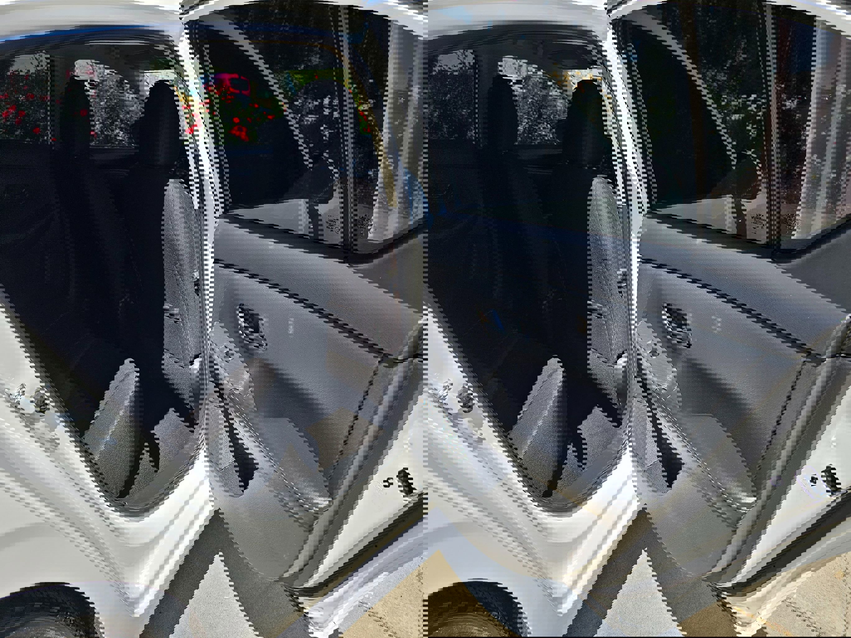 Used 2025 Nissan Sentra SV w/ All-Weather Package image 25