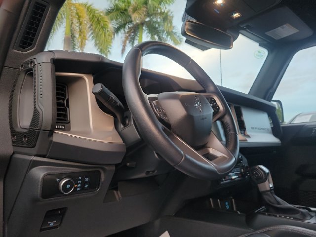 Certified 2025 Ford Bronco Outer Banks AWD/4WD image 9