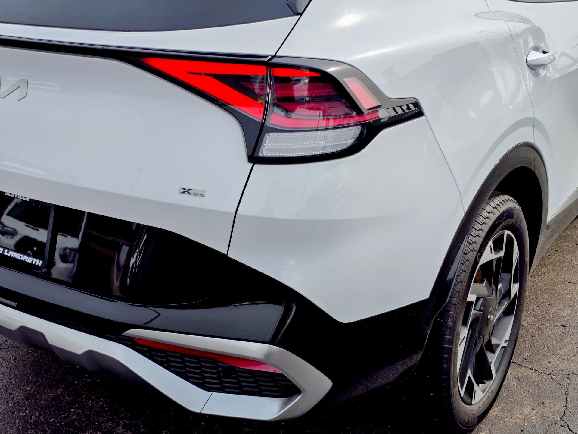 Used 2024 Kia Sportage SX image 21