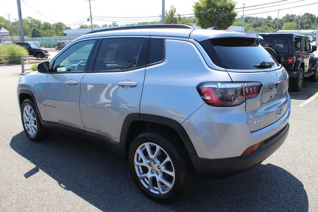 Used 2023 Jeep Compass Latitude AWD/4WD image 27