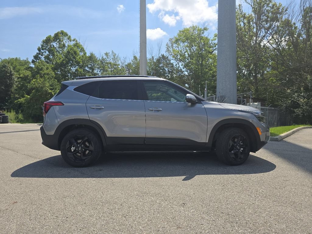 Used 2026 Kia Seltos EX w/ EX Sunroof Package AWD/4WD image 19