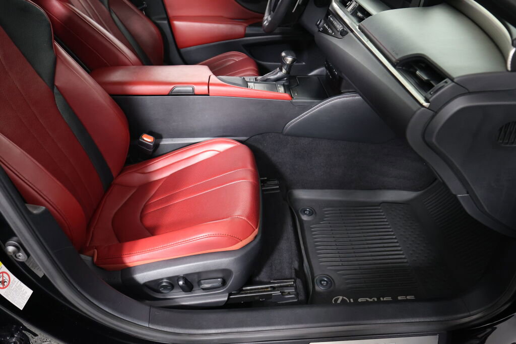 Used 2019 Lexus ES 350 F Sport w/ Accessory Package 2 FWD image 26