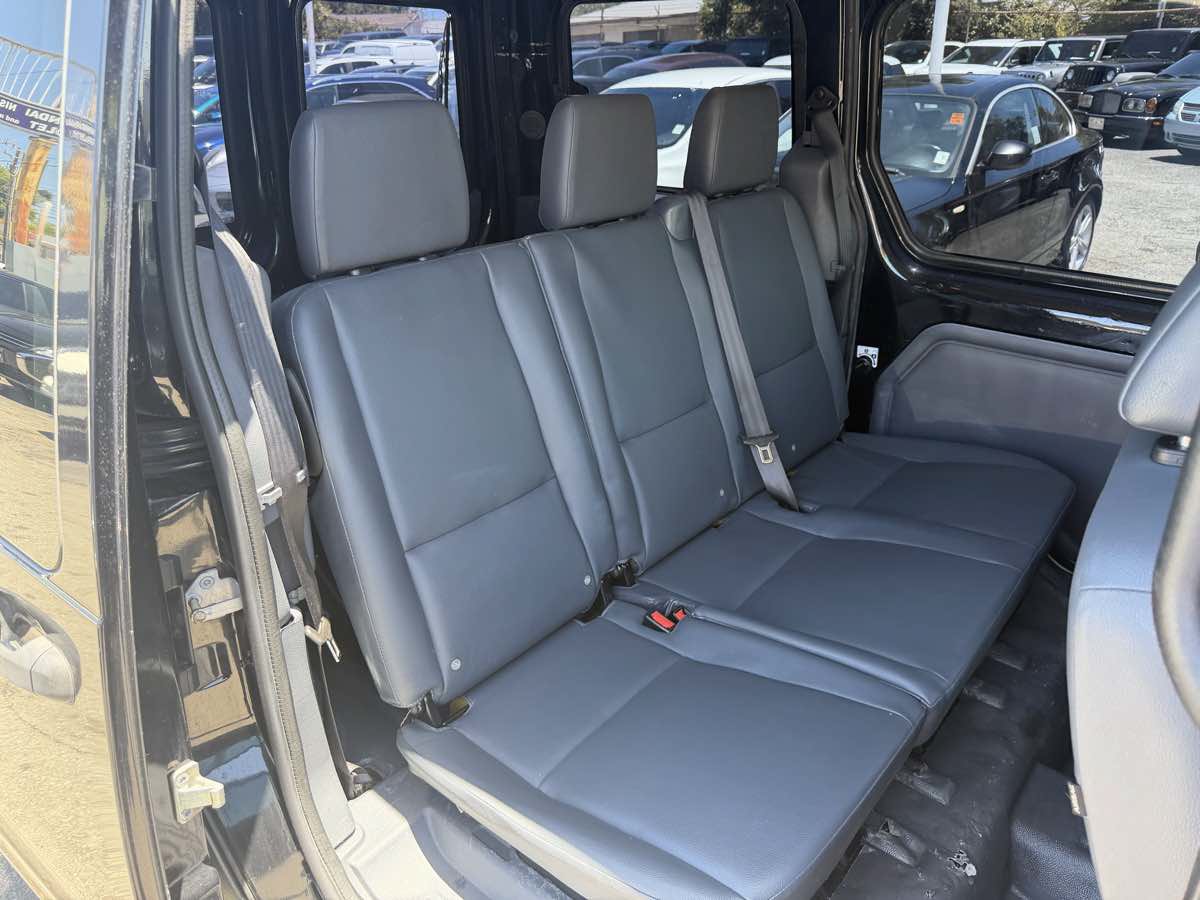 Used 2012 Ford Transit Connect XLT Premium w/ Taxi Pkg FWD image 18
